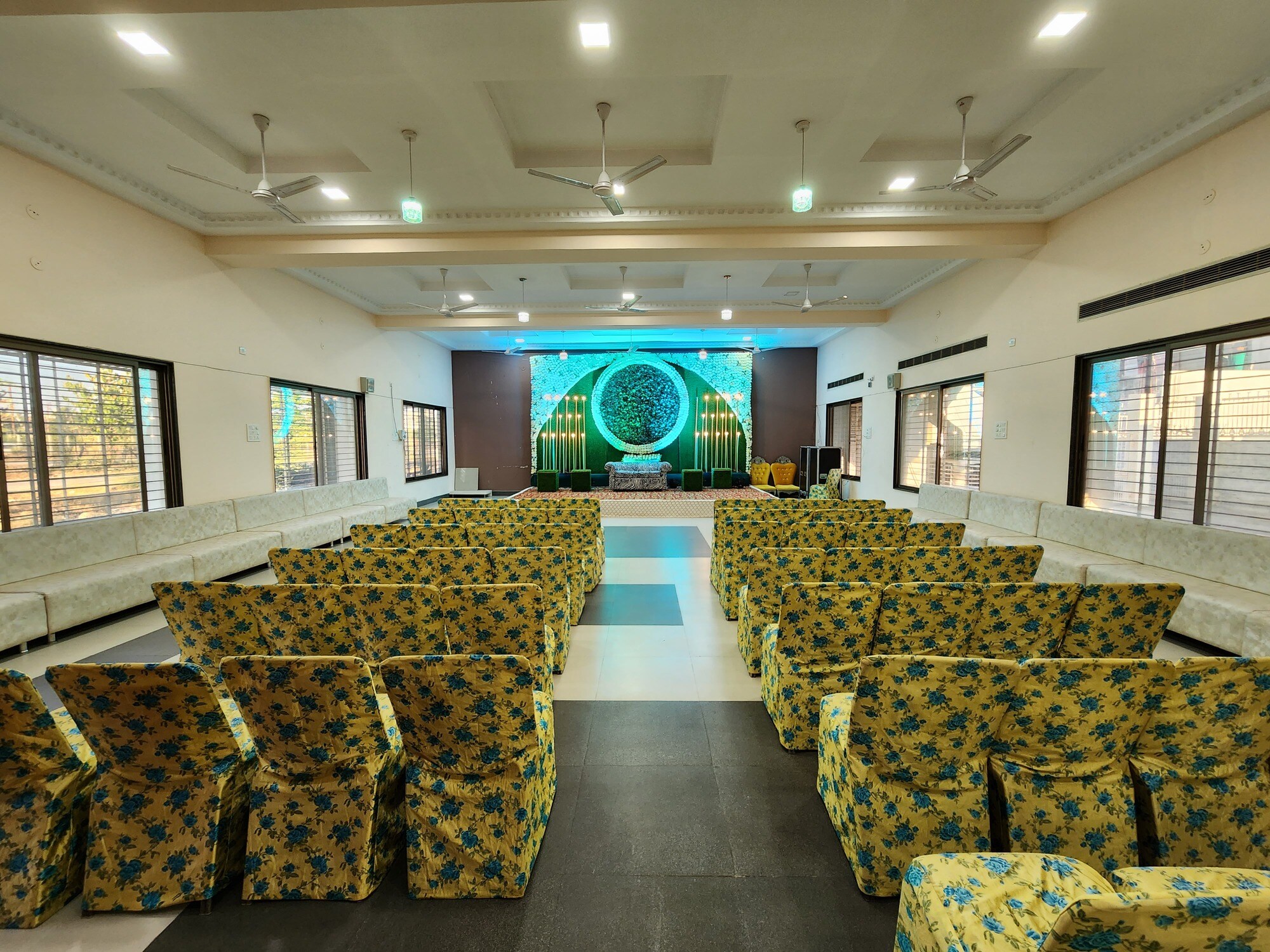 Suman Wedding and Events Venue building in Ujjain